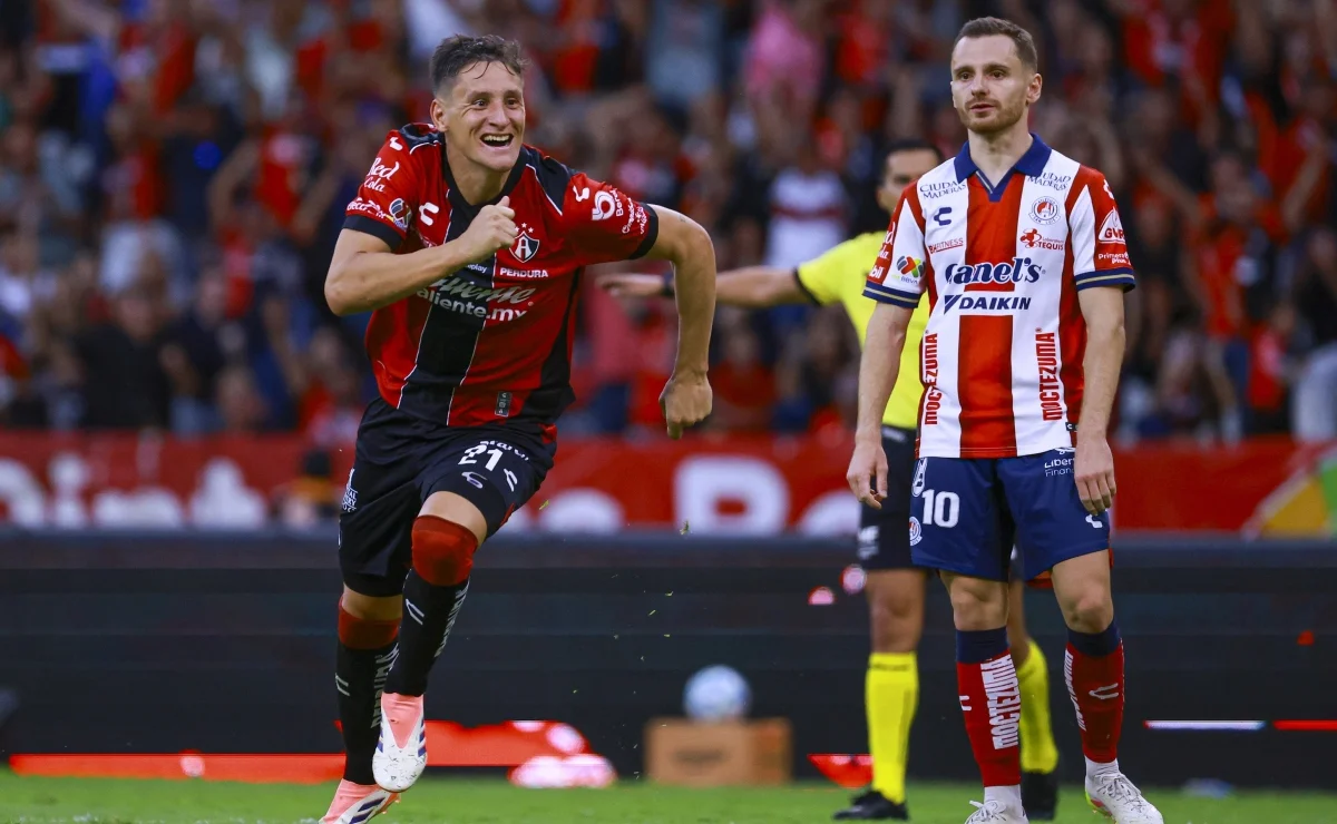 Atlético San Luis vs Atlas: Duel Sengit Tanpa Gol di Babak Pertama, Rojinegros Kehilangan Dua Pilar