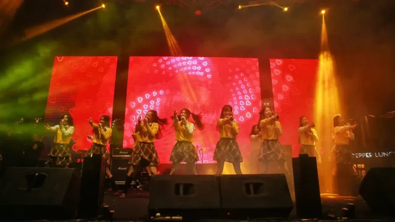 Ayo Senyumlah JKT48, Single Penuh Makna yang Jadi Sorotan di Tengah Dinamika Industri Musik Indonesia