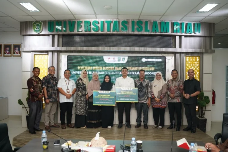 Beasiswa Penuh PT APGWI untuk Dua Mahasiswa Teknik Perminyakan UIR, Bekal Siap Kerja di Industri Migas