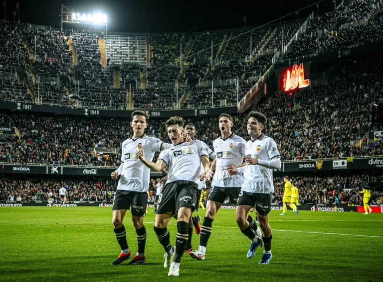 Derbi Panas di Mestalla: Valencia vs Villarreal, Duel Hidup-Mati di Ambang Sejarah