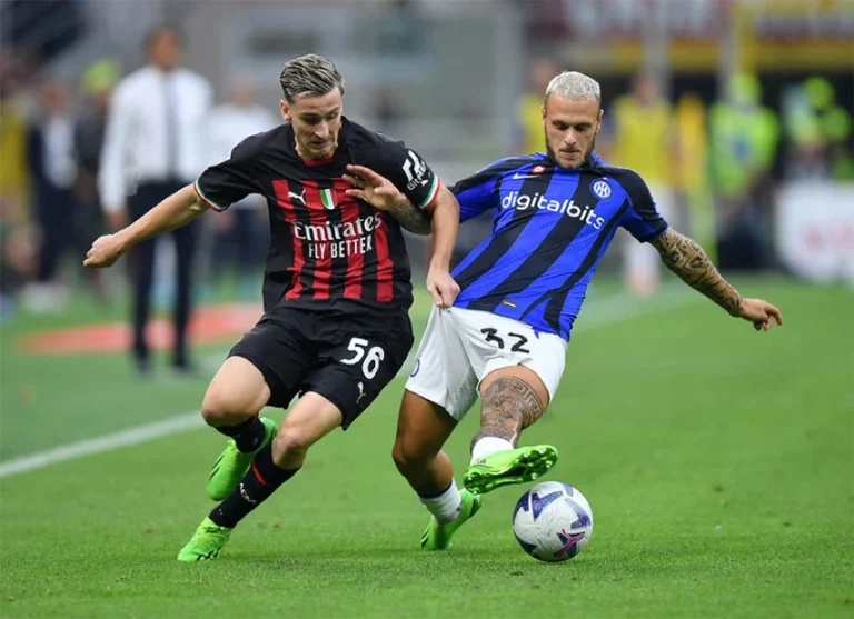 Derby della Madonnina Memanas: AC Milan vs Inter Milan, Mampukah Rossoneri Selamatkan Musim?