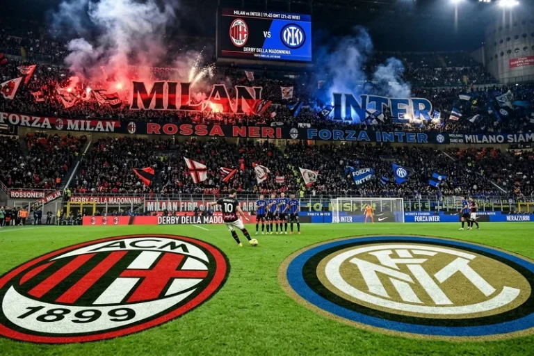 Derby della Madonnina Memanas: AC Milan vs Inter Milan, Siapa Kuasai San Siro?