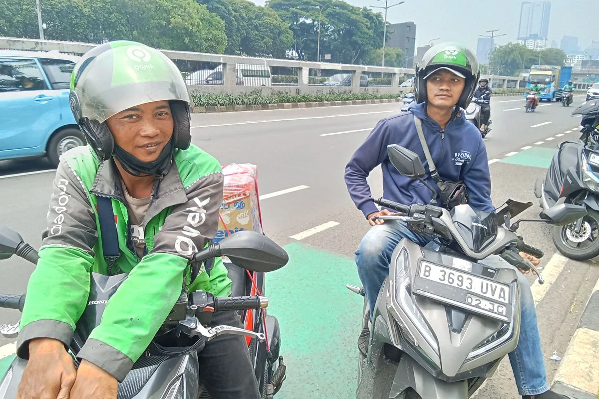 Di Balik Setiap Notifikasi: Getir Perjuangan Ojek Online yang Kini Harus 'Emot-Emotan' Demi Rp200 Ribu Sehari