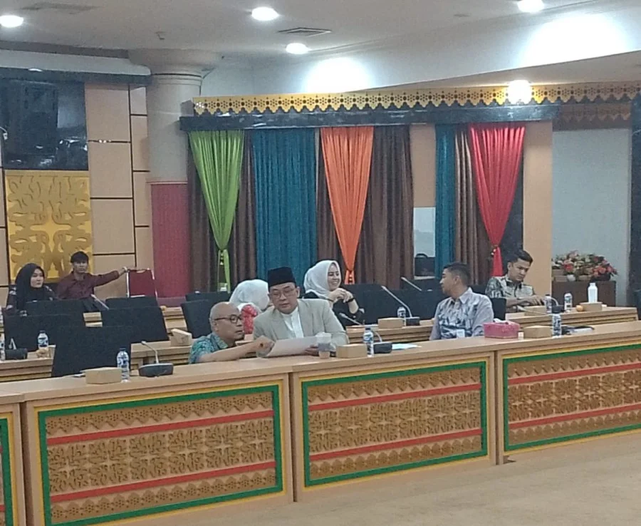 Efisiensi Anggaran Hambat Infrastruktur Riau, Capaian Baru 27 Persen Picu Sorotan DPRD