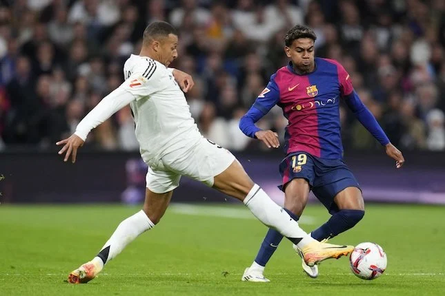 El Clásico Memanas: Mbappé Bawa Madrid Unggul, Yamal Buang Peluang Emas Barcelona