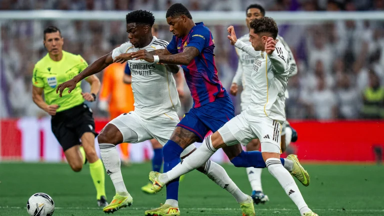 El Clásico Memanas: Wasit Kontroversial, Koundé Absen, Mourinho Angkat Bicara Jelang Duel Barcelona vs Real Madrid