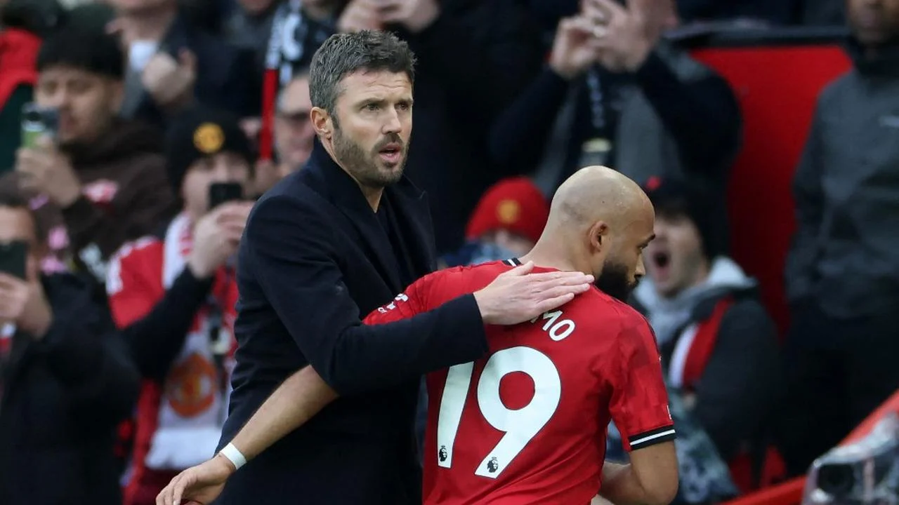 Erik ten Hag Ledakkan 'Budaya Beracun' MU, Michael Carrick Buka Suara dan Bantah Keras