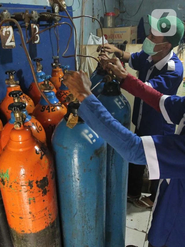 Foto Menkes Pakai Tabung Oksigen Viral, Kemenkes Klarifikasi: Bukan karena Sesak Napas, Ini Faktanya