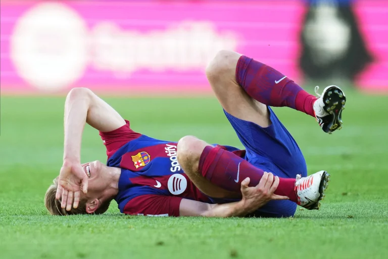 Frenkie de Jong Ungkap Sisi Gelap Cedera Lutut yang Bikin Barcelona Deg-degan
