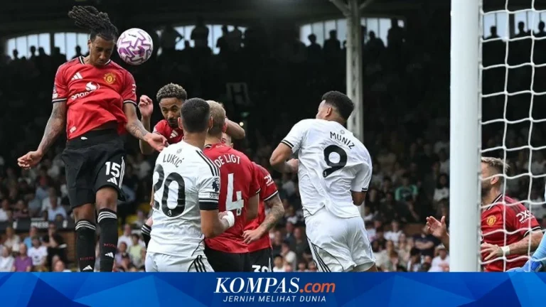 Gary Neville Buka Suara: Puji UMKM Manchester, Soroti Krisis Manchester United