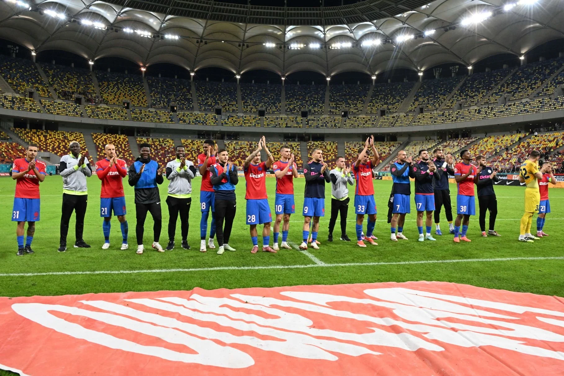 Gigi Becali Meledak Usai FCSB Dipermalukan Gloria Bistrița di Piala Rumania: 'Popa, Kamu Takut?'