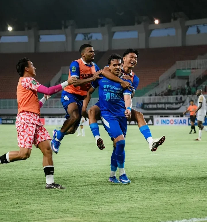 Gol Menit 90+9 Antonio Gamaroni Bawa PSPS Pekanbaru Bungkam Persikad 3-2 di Laga Dramatis