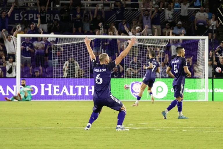 Gol Menit Ke-99 Shore Gagalkan Kemenangan Orlando City, Duel Orlando City vs New York City Berakhir 2-2