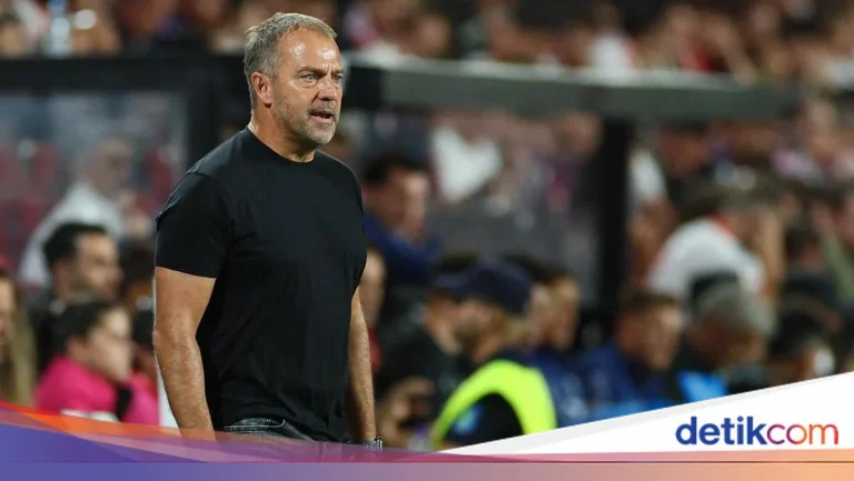 Hansi Flick Adem Ayem soal Wasit El Clasico, Cara Elegan Sentil Real Madrid [titlebase]