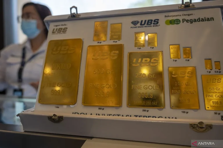 Harga Emas Pegadaian Hari Ini: Antam Bertahan, Galeri24 dan UBS Kompak Tertekan
