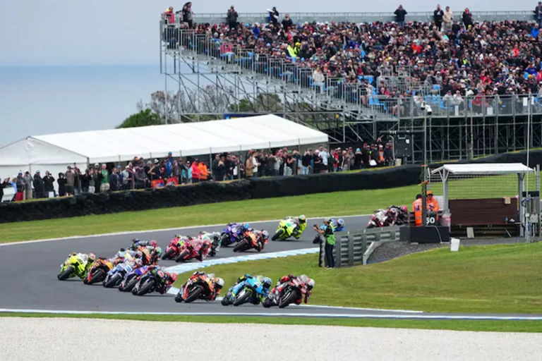 Hasil MotoGP Australia 2026 Batal Total: Kabut Asap Kacaukan Phillip Island, Veda Ega Kehilangan Pole Position