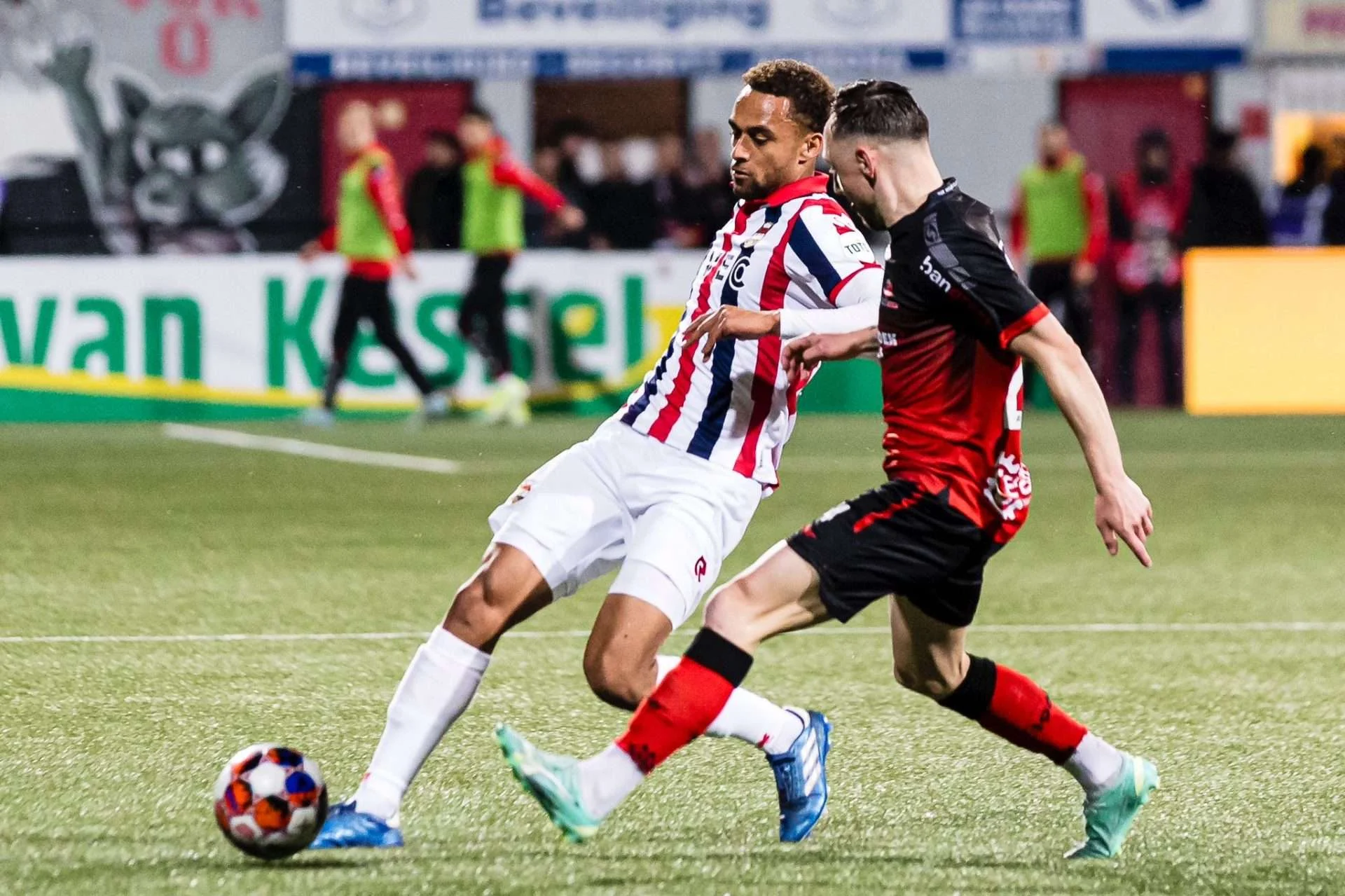 Helmond vs Willem II: Drama Tujuh Gol, Gol Salto Haen, dan Kemenangan Pertama yang Penuh Keringat
