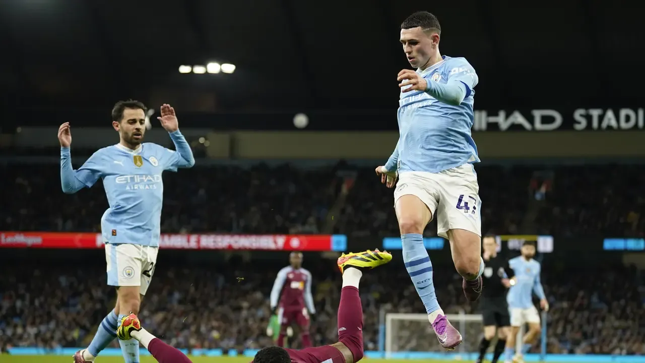 Ibrahim Mbaye Mulai Bersinar di Aston Villa, Duel Sengit Lawan Manchester City Jadi Panggung Pembuktian