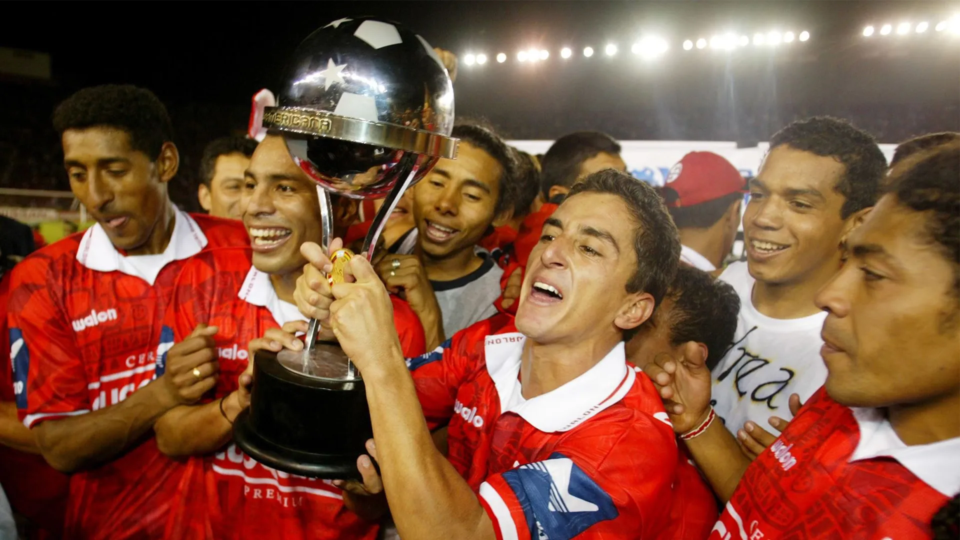 Instituto vs Deportivo Riestra: Gol Penalti Lázaro Bawa Gloria ke Copa Sudamericana untuk Pertama Kali