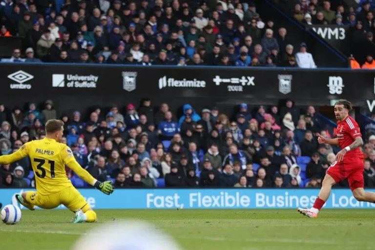Ipswich vs Nottingham Forest: Duel Tim Promosi Melawan Tim yang Ingin Bangkit di Portman Road