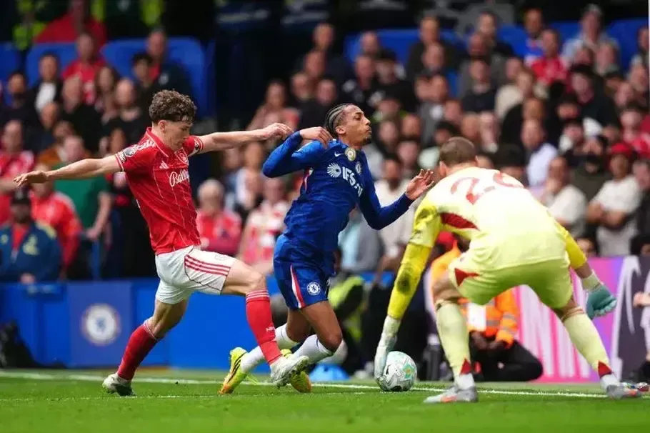 Joao Pedro Cedera, Chelsea Krisis Gol di Tengah Tekanan Musim Panas