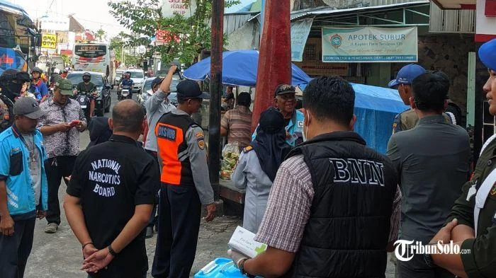 Jukir di Solo Lebih Banyak dari Lahan Parkir, Dishub Buka Suara soal Fenomena Juru Parkir