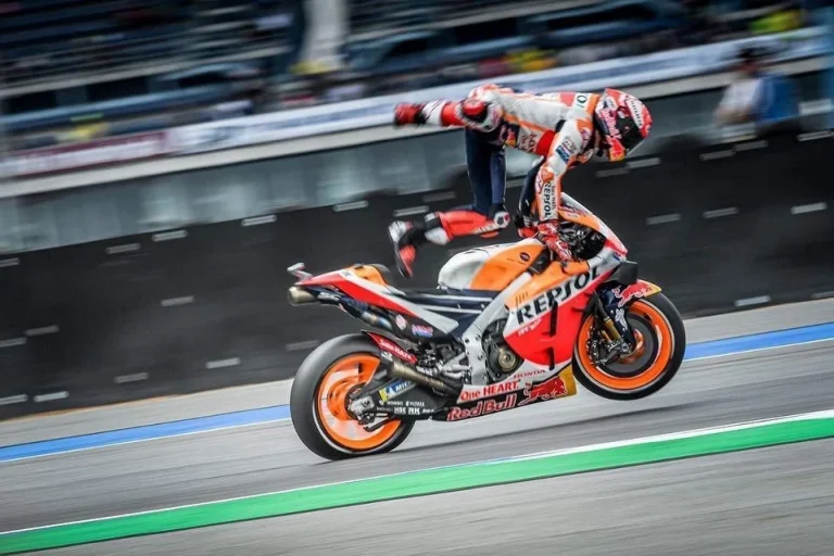 Kabar Duka dari Paddock MotoGP: Toprak Razgatlıoğlu Tutup Musim 2026 Lebih Cepat Akibat Operasi Bahu