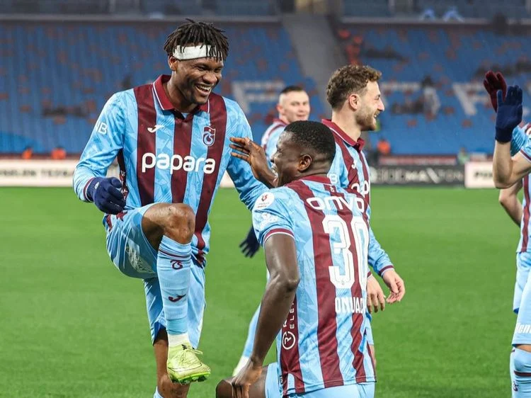 Kabar Terbaru KUPS: Onuachu Nyaris Comeback, Trabzonspor Waspadai Freiburg