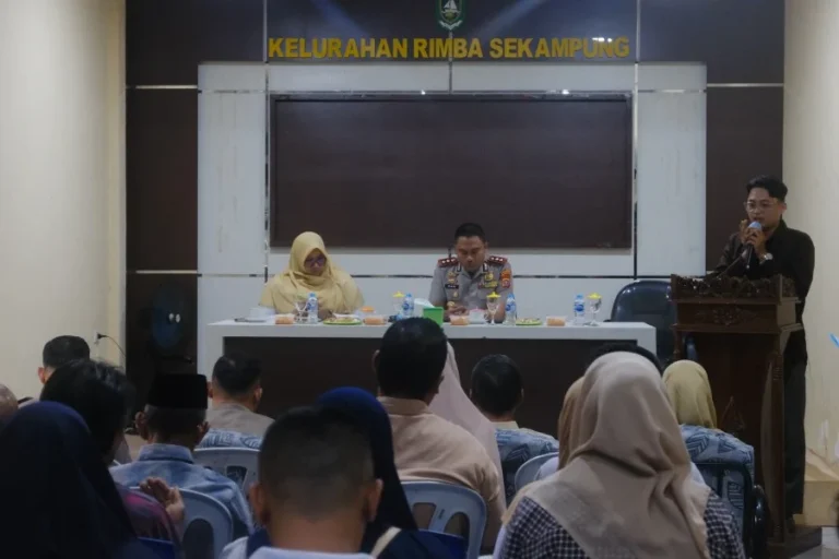 Kapolres Bengkalis Ajak Warga Rimba Sekampung Aktif Cegah Gangguan Keamanan Lewat Dialog Kamtibmas