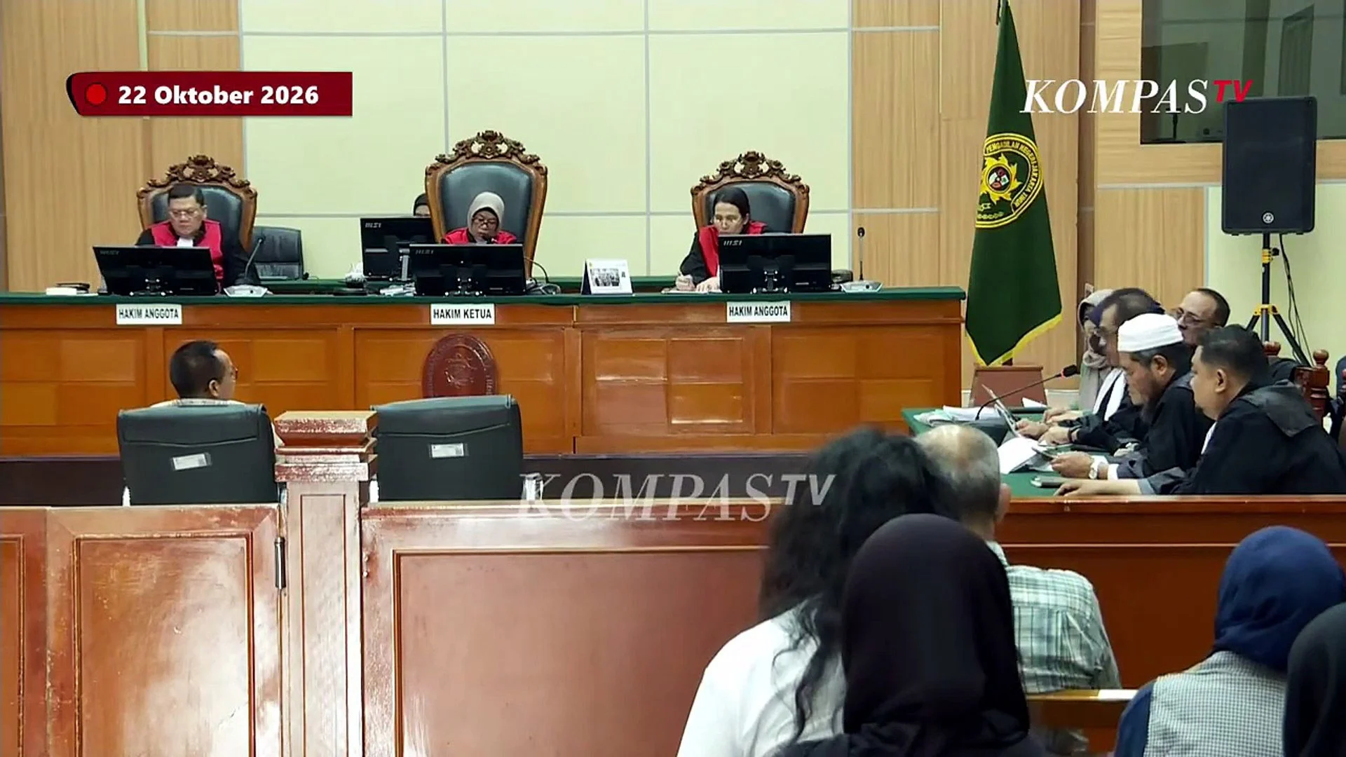 Kuasa Hukum Tifa Tanya Saksi Dumatno: Apa Jokowi Pernah Berkumis? Sidang Ijazah Memanas di PN Jaktim
