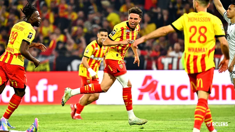 Lens FC Remontada Dramatis di Bollaert: Paris FC Gagal Kudeta Puncak Klasemen Ligue 1