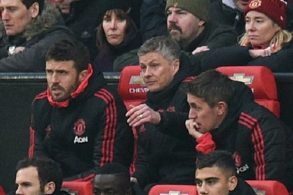Liga Inggris Memanas: MU Hancur di Old Trafford, Liverpool Siap Hadapi Brighton, Aston Villa Bongkar Kelemahan Man City