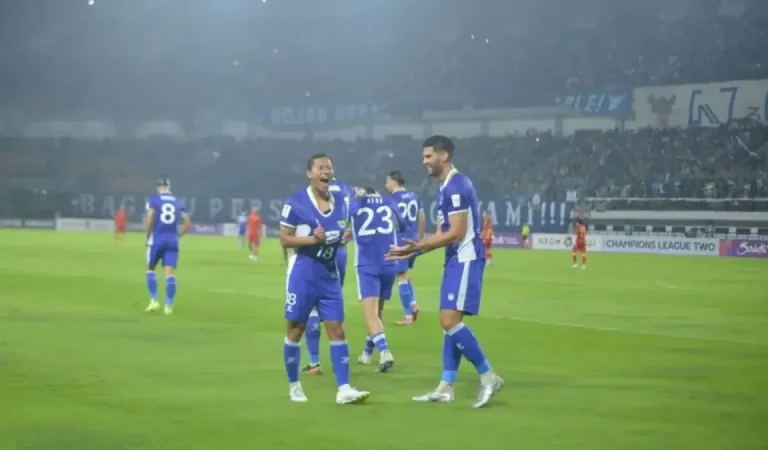 Live Score Persib: Balsa Sekulic Cetak Brace, Maung Bandung Hancurkan Melbourne Victory 2-0 dan Kantongi Bonus Rp896 Juta