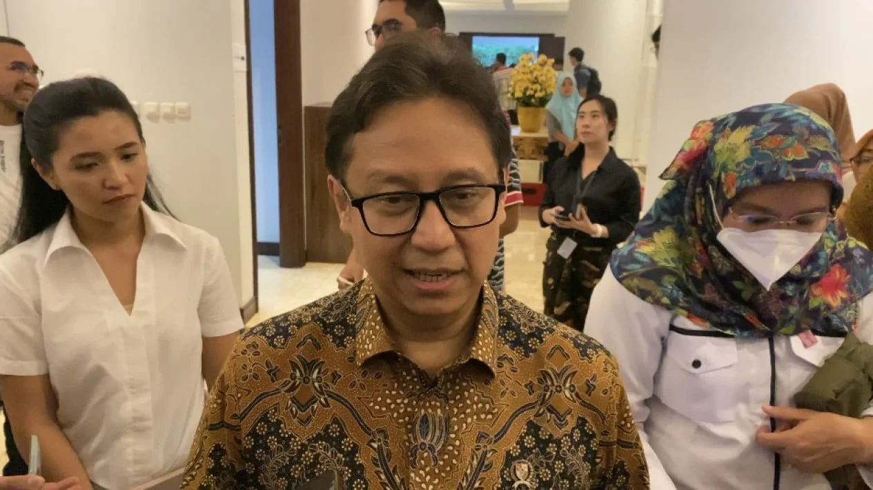 Menkes Oksigen Karhutla: Budi Gunadi Buka Suara soal Foto Viral, Warga Palangka Raya Tetap Berjuang di Tengah Asap Pekat