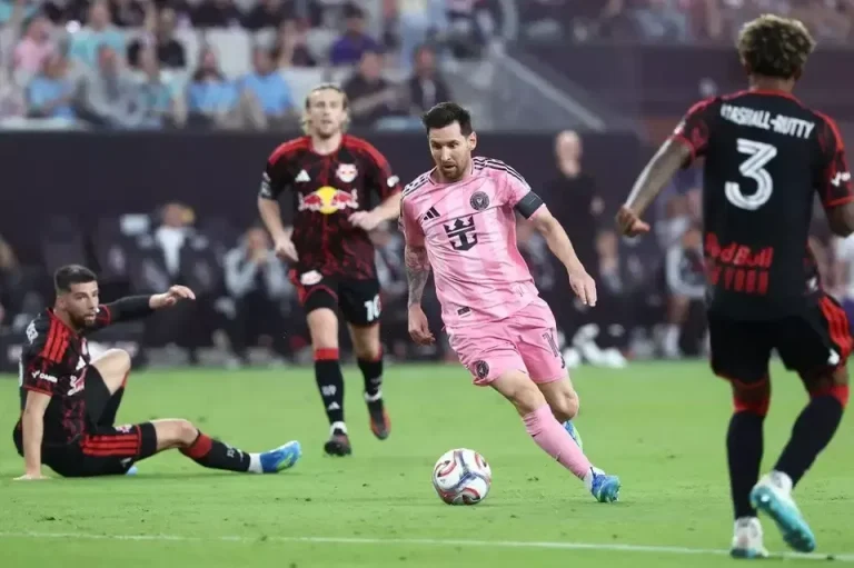 Messi Gagal Jadi Penyelamat, Inter Miami Tumbang 0-2 di Kandang New York Red Bulls