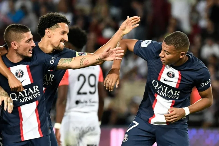 Mika Godts Jadi Pahlawan Super Sub, PSG Vs Lyon Berakhir Manis di Parc des Princes