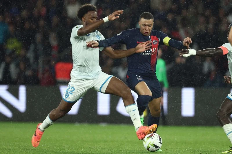 Mika Godts Kian Bersinar di PSG, Bantu Les Parisiens Pesta Gol di Kandang Le Havre
