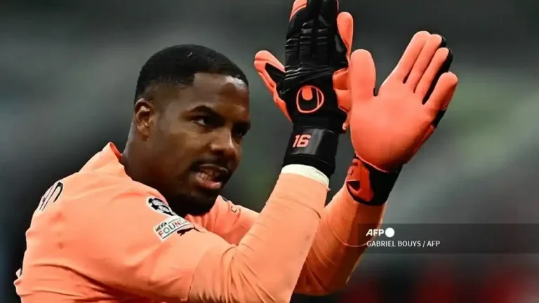 Mike Maignan Minta Maaf Usai Kartu Merah, tapi Malah Dihujat Rasisme oleh Fans Milan Sendiri