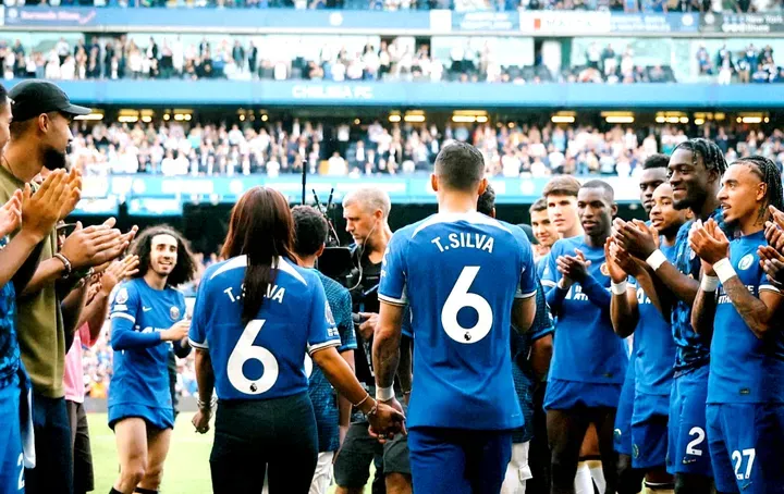 Mike Penders Siap Cetak Sejarah di Stamford Bridge, Chelsea Bidik Kemenangan Derbi London atas Tottenham