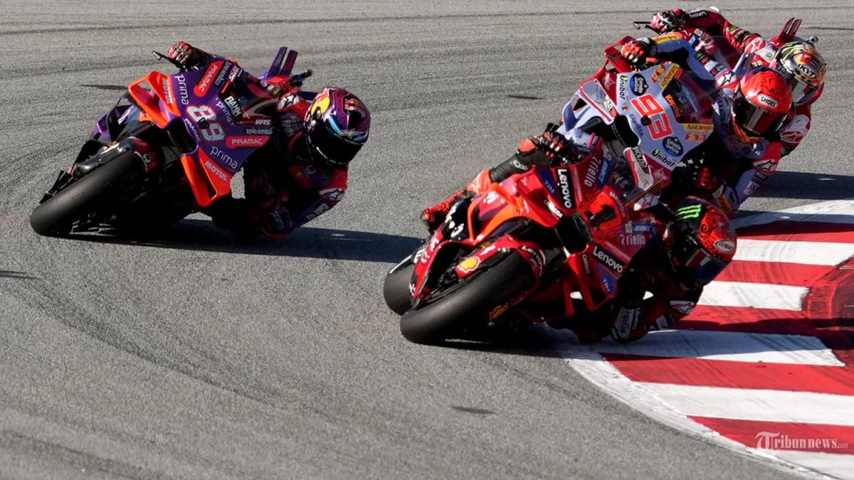 MotoGP Sepang: Jorge Martin Nekat Balapan dengan Pergelangan Retak, Marc Marquez Waspada