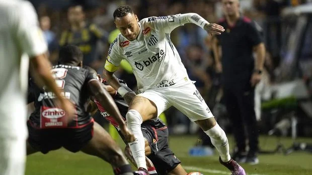 Neymar Diusir gegara 'Tutup Mulut', Santos Bangkit Dramatis di Menit Akhir Lawan Bahia