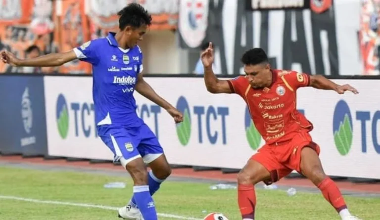 Persija Kokoh di Puncak, Drama Comeback Como, dan Prediksi Panas Derbi Milan: Kaleidoskop Hasil Liga Akhir Pekan