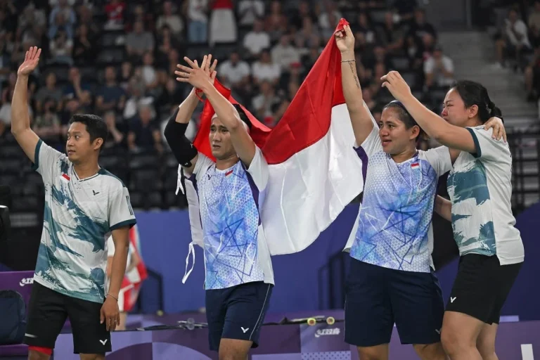 Ratri-Hikmat Cetak Sejarah! Emas Ganda Campuran ke-4 Beruntun di Asian Para Games 2026