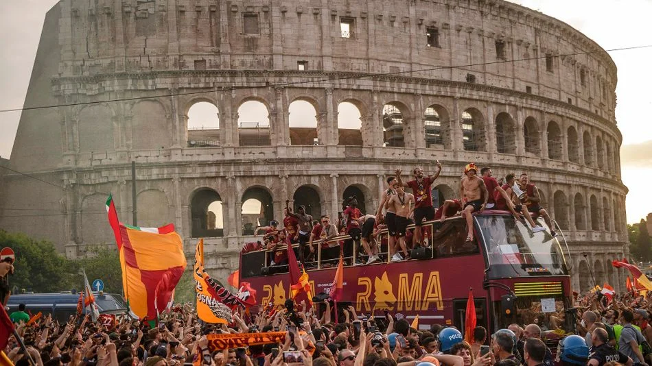 Roma Vs Slovan Bratislava: Il Lupi Mengamuk, Giallorossi Pesta Gol 4-0 di Olimpico