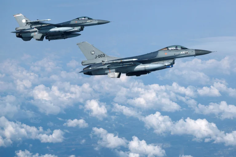 Rudal Denmark Rusia: Amunisi F-16 Denmark Tiba, Kyiv Kewalahan Hadapi Iskander dan Zircon