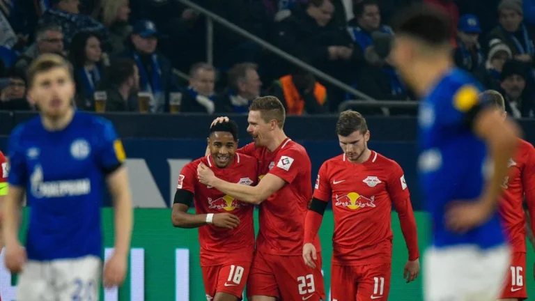Schalke 04 vs Leipzig: Duel Krusial di Tengah Krisis, Bisakah Königsblauen Bangkit dari Keterpurukan?