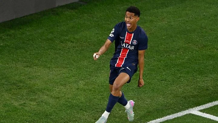 Senny Mayulu Pahlawan PSG, Bawa Les Parisiens Rebut Puncak Klasemen Liga Prancis 2026/2027