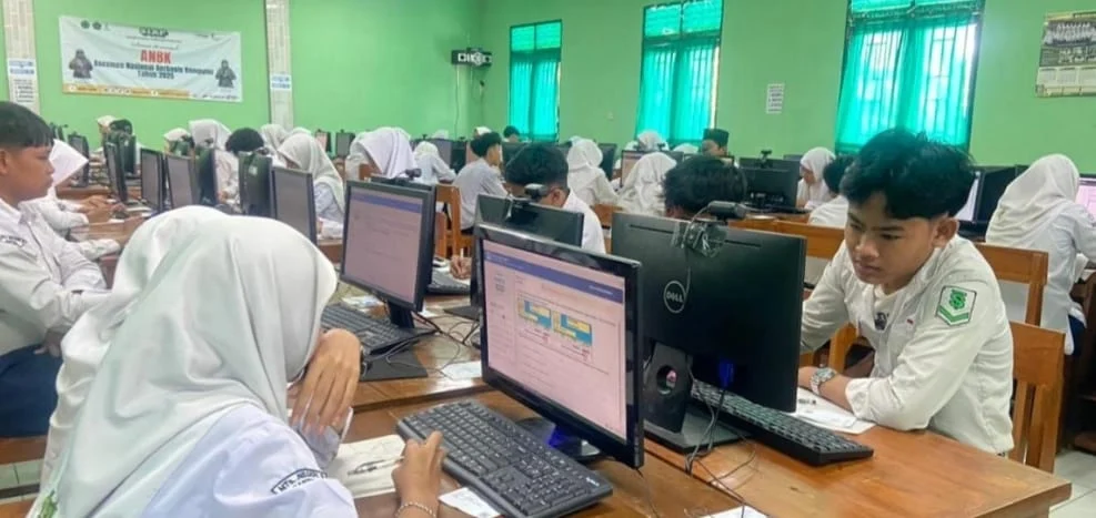 Server TKA Tumbang di Berbagai Daerah, Ratusan Siswa Terpaksa Ikut Tes Susulan