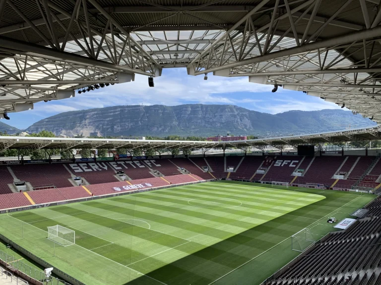 Servette Tak Terbendung: Gol Menit 85 Mutandwa Hancurkan Perlawanan Vaduz di Stade de Geneve