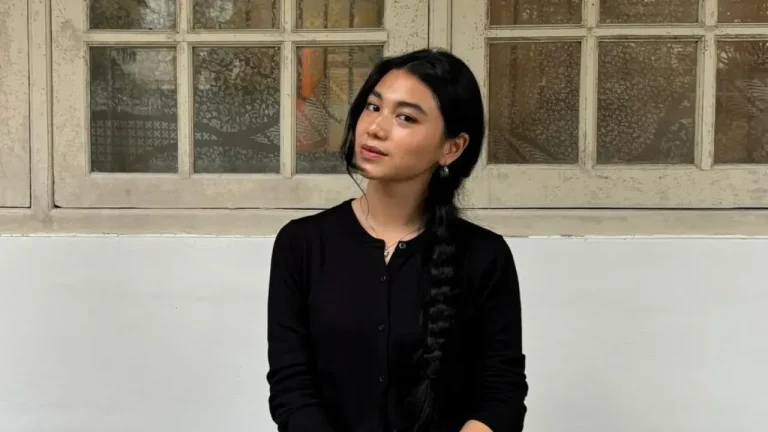 Shalima Hakim, Putri Wanda Hamidah, Curi Perhatian Lewat Orasi Berapi-api di Bundaran HI